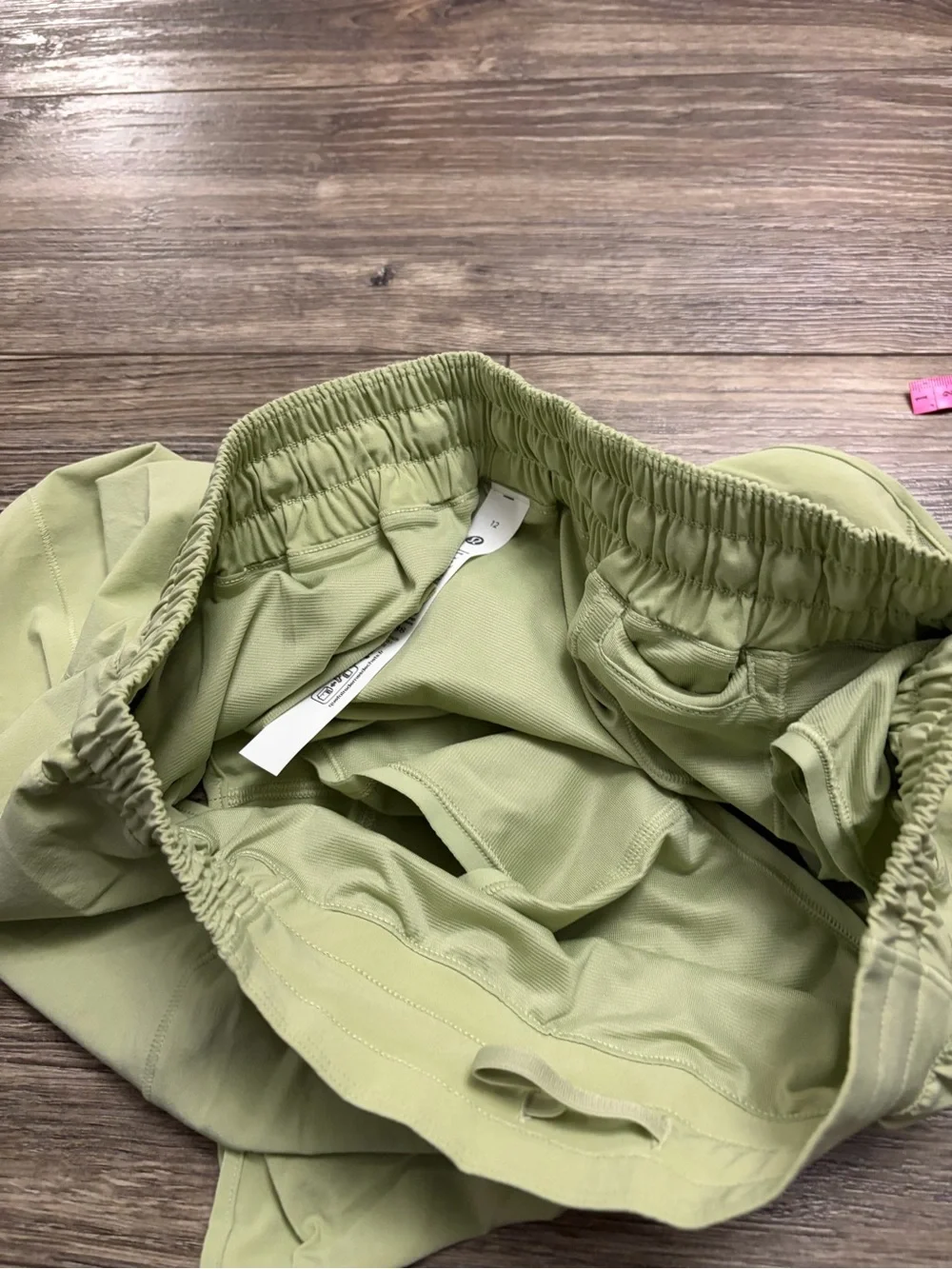 NWT Lululemon Hotty Hot Short *LR *2.5